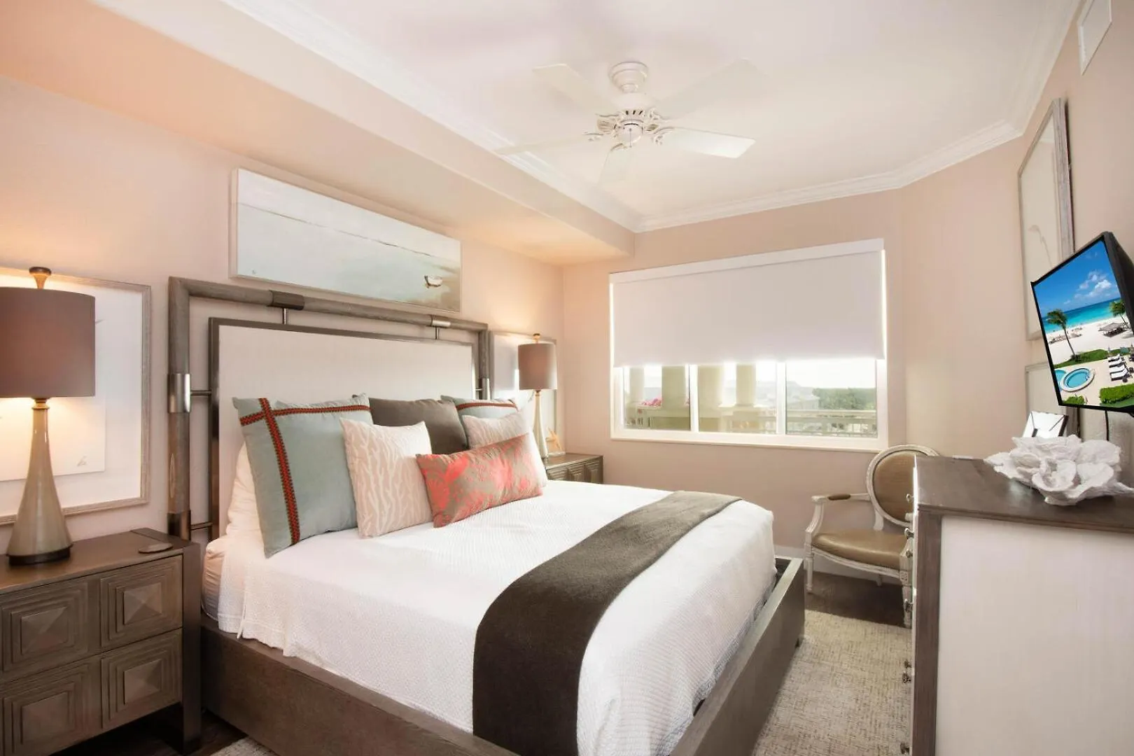 Apartment Beachcomber 19 George Town Cayman Islands