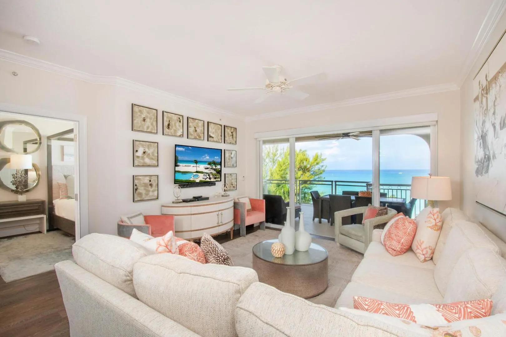Beachcomber 19 George Town Apartment